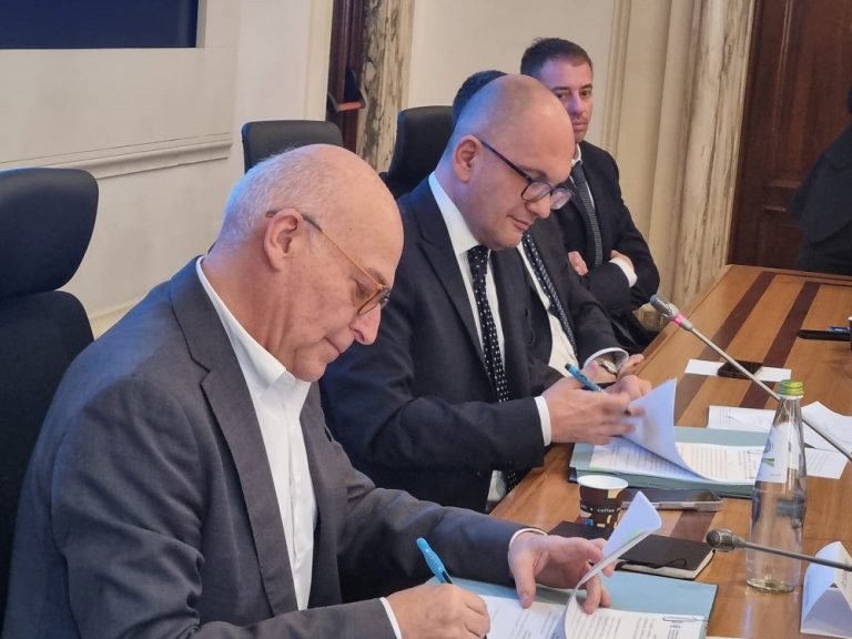 Imprese, siglato il protocollo d’intesa tra commissario Castelli e C.NEXT