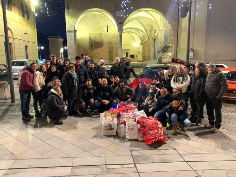 Raccolti tanti giochi per i bimbi della Pediatria da parte di ASD Scuderia 903 Rieti e non solo!