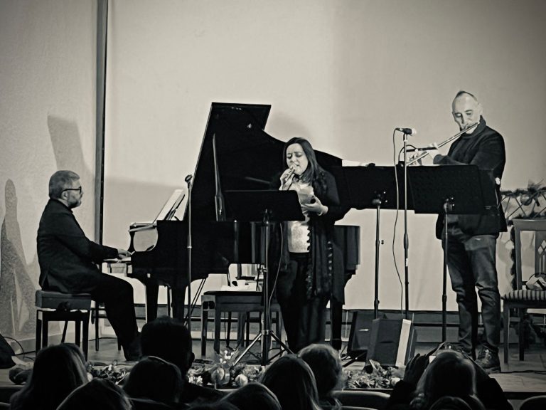 A Mompeo tenuto il concerto “La Radio in Bianco e Nero”