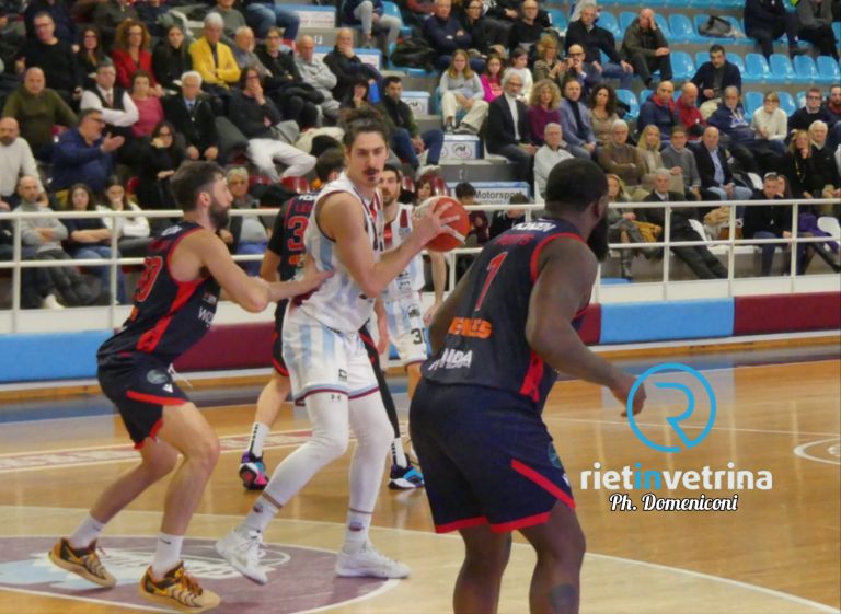 La Real Sebastiani soccombe all’Urania Milano. Male Harris