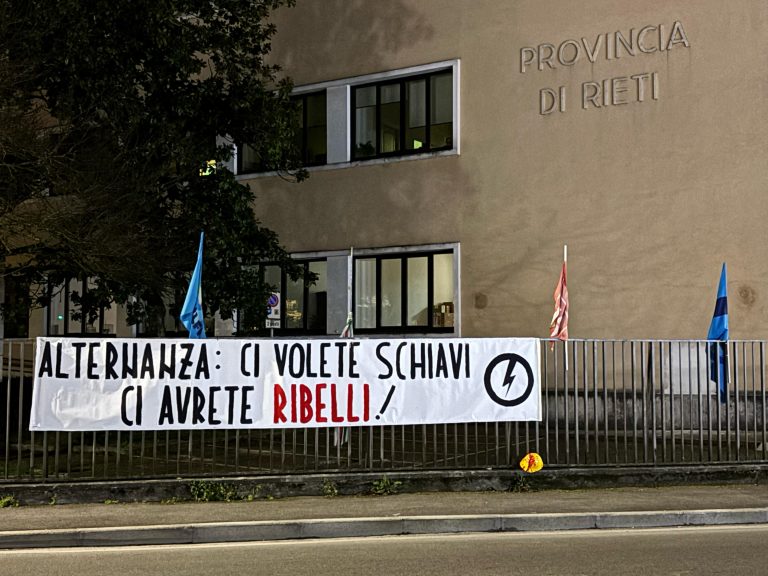 Infortunio durante il PCTO, Bloccø Studentesco affigge uno striscione di polemica