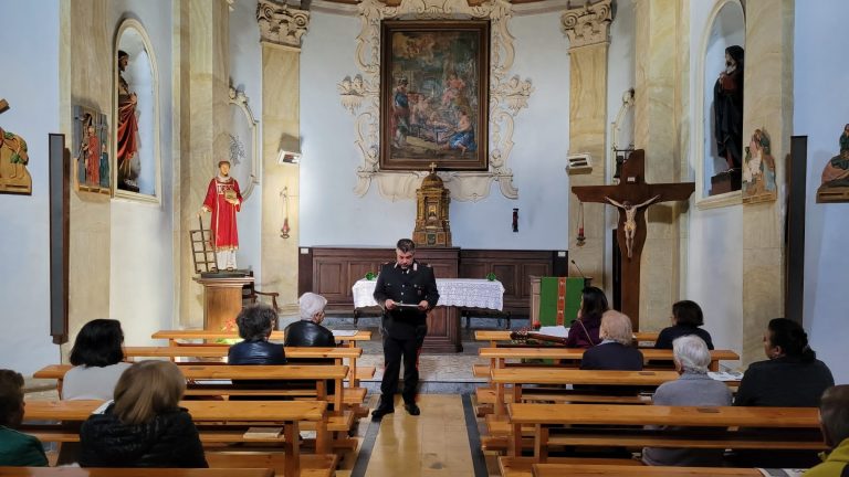 STOP truffe, i Carabinieri incontrano gli anziani – LE FOTO