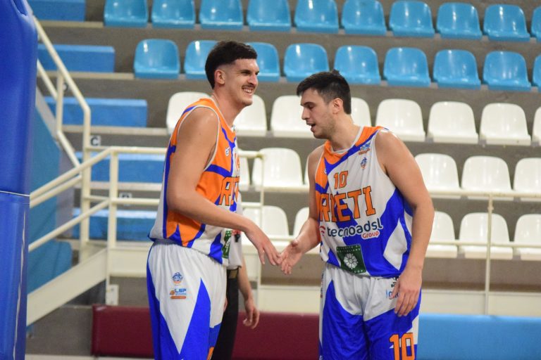 Uno splendido Cassar non basta. La NPC si scioglie sul finale. Castellitto troppi errori!