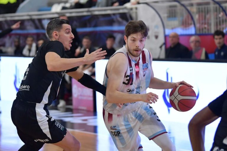 La Real Sebastiani perde in casa contro Udine