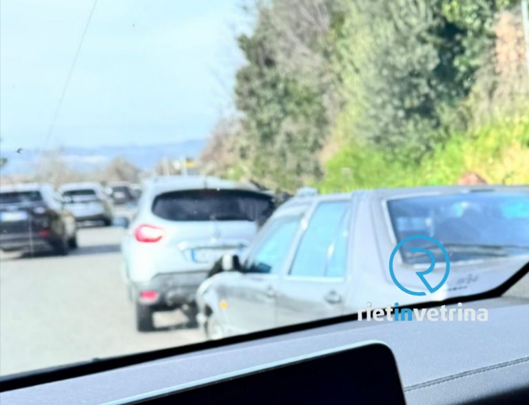 Tamponamento a catena nella rotatoria di Borgo Santa Maria
