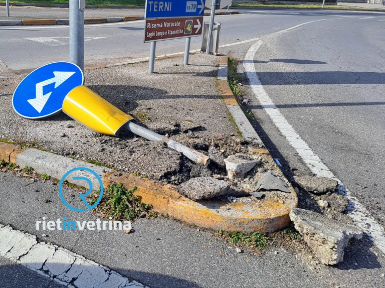 Incidente nella notte in via Angelo Maria Ricci