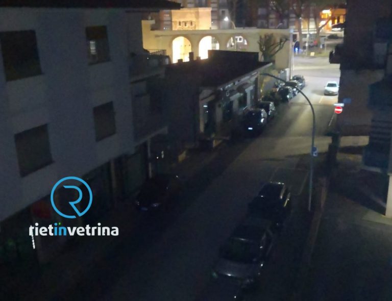 SEI TU IL REPORTER – “In via Fara Sabina a Porta Romana stiamo al buio da giorni”