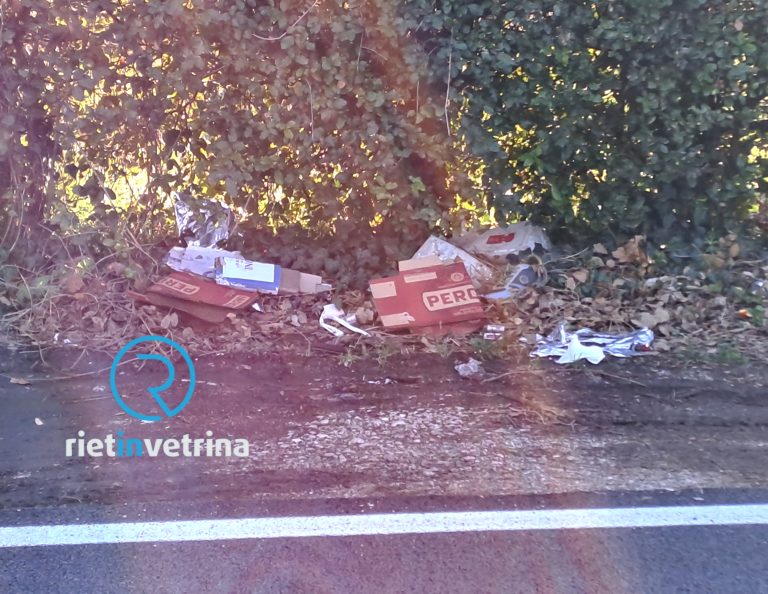 SEI TU IL REPORTER – “Via Cottorella è piena di rifiuti, uno scempio”