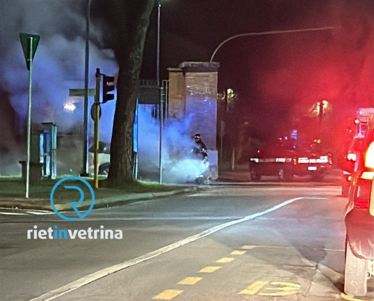 Auto in fiamme davanti l’ex Manicomio di Rieti