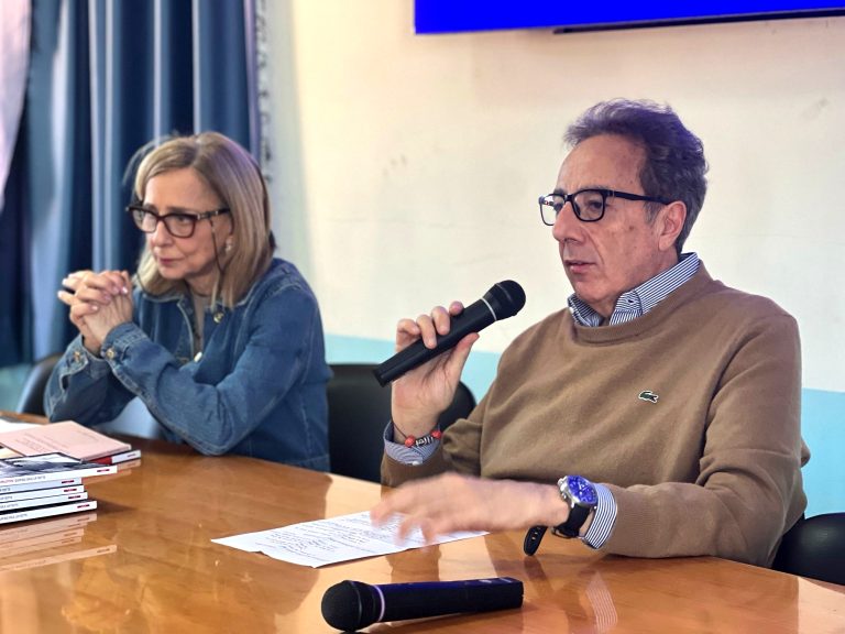 Tra le macerie della storia