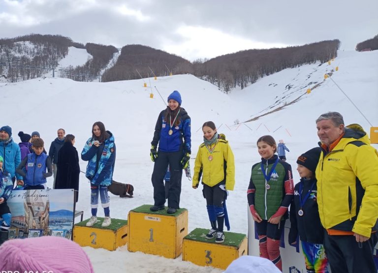 Lucrezia Sticca, Victoria Foster Tirabassi, Alessio Massimo Chiaretti,  vincono la gara di Gigante di Sci