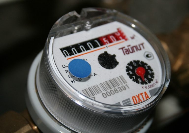 Nuovo furto d’acqua: toglie i sigilli al suo contatore nonostante la morosità