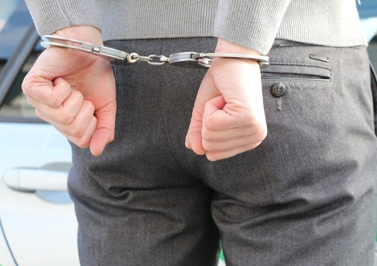 Perseguita e aggredisce la ex: domiciliari per un reatino di 52 anni