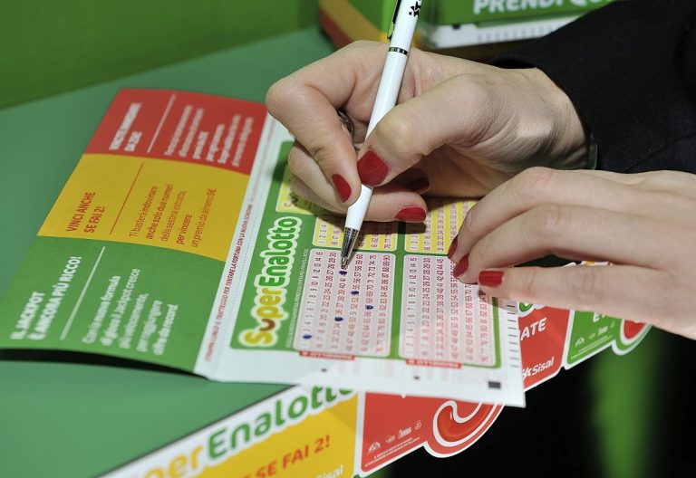 SuperEnalotto, in viale de Juliis a Rieti centrati due “5” per un totale di oltre 63mila euro