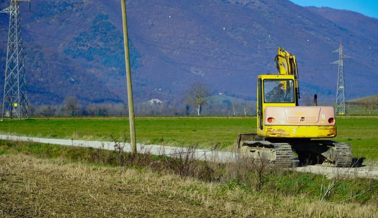 Lavori sulle strade rurali: terminato l’intervento in via San Giuseppe da Leonessa. Al via quello in via Settecamini