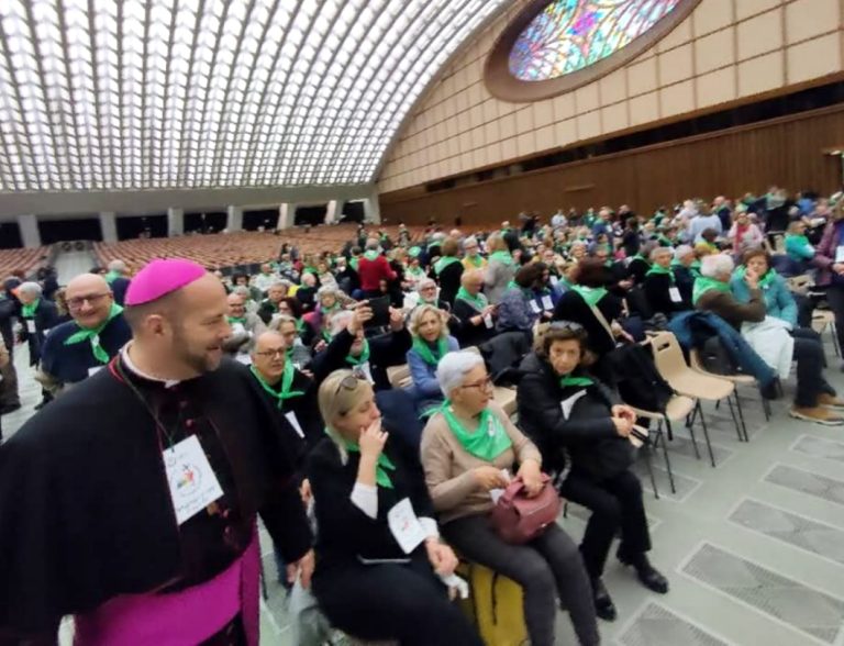 L’Aula Paolo VI ha accolto i 1.700 reatini del pellegrinaggio diocesano