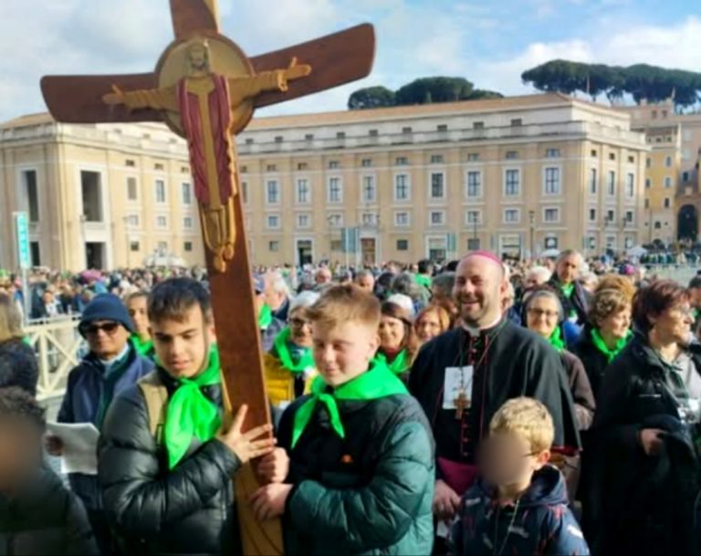 Il vescovo Piccinonna ringrazia i 1.700 pellegrini in comunione a Roma