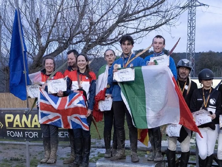 A Barcellona medaglia d’oro per il reatino Giorgio Antonelli nel Tiro con l’Arco a Cavallo
