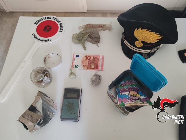 Amatrice, carabinieri arrestano un uomo che spacciava da una SAE