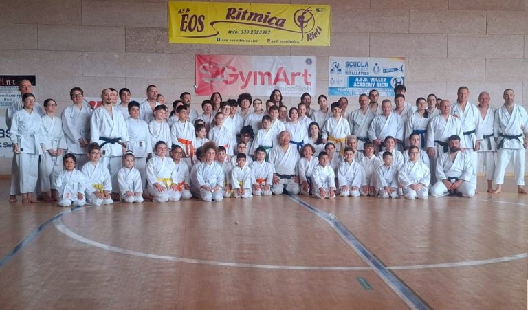 Karate, fine settimana con il Maestro Shuhey Matsuyama per gli allievi Shotokan Ryu