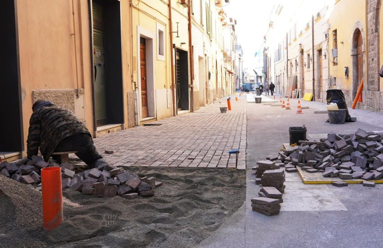 Proseguono i lavori in via Terenzio Varrone nel primo tratto di cantiere