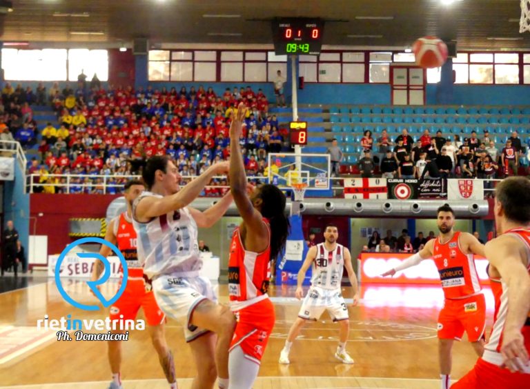 Vittoria fondamentale per la Real Sebastiani, Forlì battuta 79-68