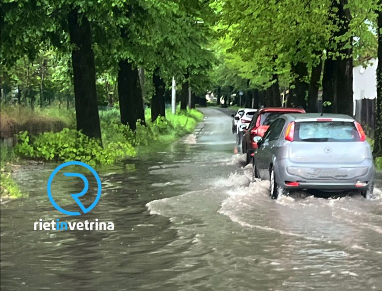 Allagate via Manio Curio Dentato e la rotatoria per Chiesa Nuova