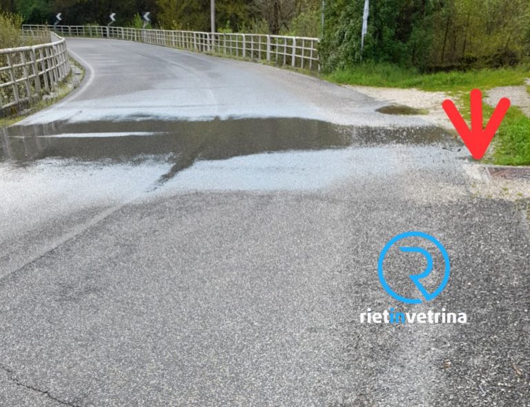 SEI TU IL REPORTER di Rietinvetrina – “Perdita di acqua sulla SP26 Borgorose e nessuno interviene”