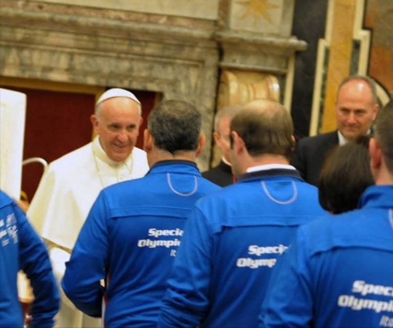  Papa Francesco, fu il primo a dedicare udienza privata agli atleti Special Olympics