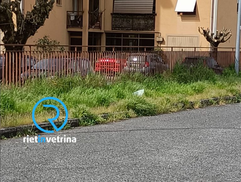 SEI TU IL REPORTER di Rietinvetrina – “Questi sono i marciapiedi di via Fenoaltea. Non potevano essere rifatti?”