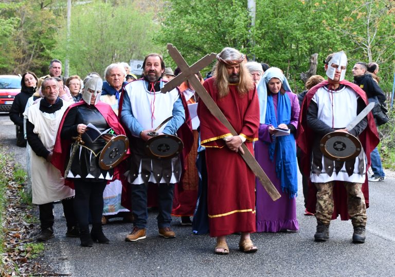 A Pace di Pescorocchiano III Edizione della Via Crucis