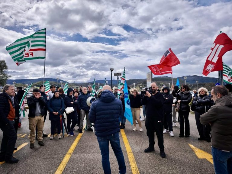 Interinali ASL, Bizzoca: “A rischio 150 posti di lavoro e la tenuta dei servizi”