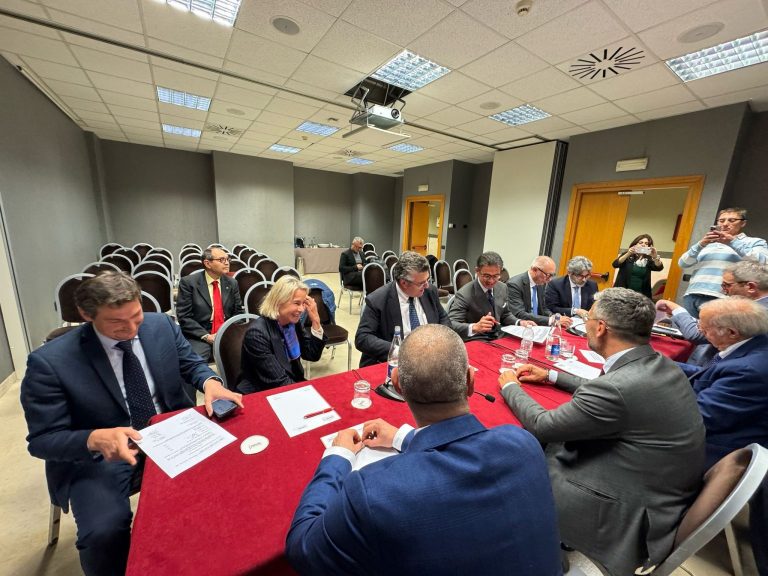 Rinnovato il CCNL industria Chimico-Farmaceutica