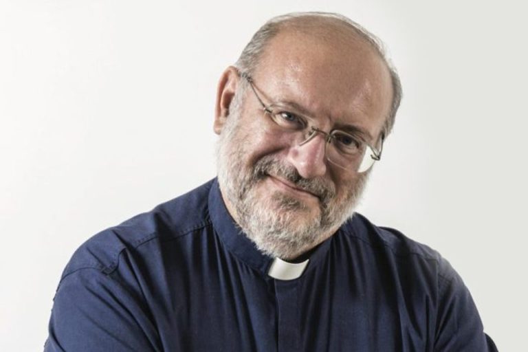 Condividere la speranza nella rete. Con don Fortunato Di Noto verso la Giornata delle Comunicazioni Sociali