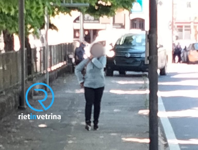 SEI TU IL REPORTER di Rietinvetrina – “Ancora auto posteggiate sui marciapiedi”