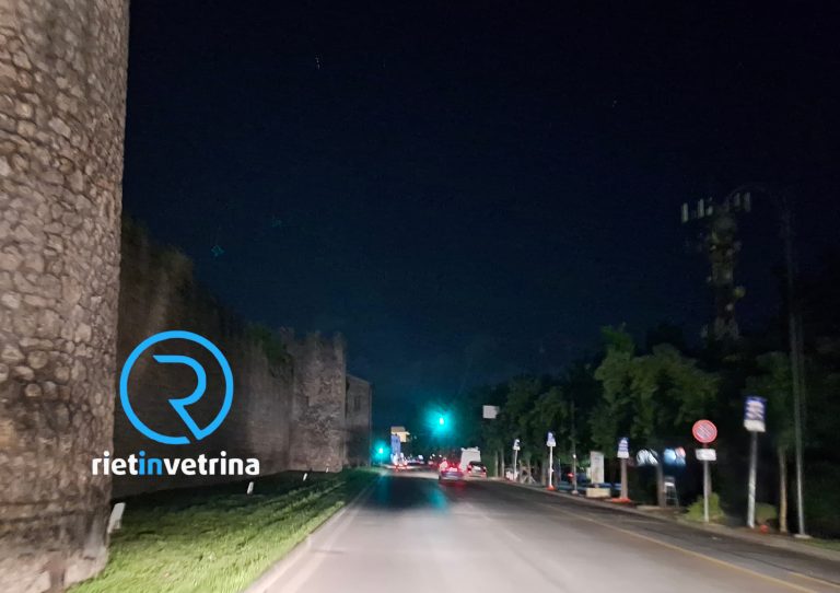 Viale Canali e viale Morroni totalmente al buio