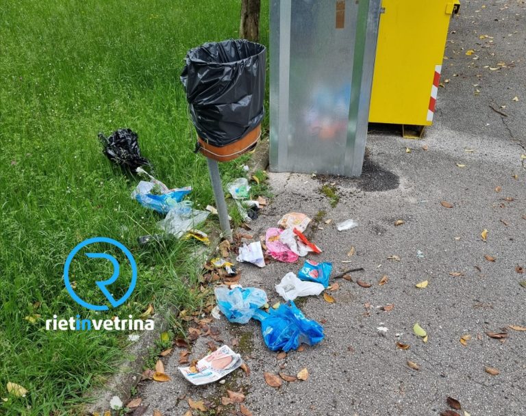 SEI TU IL REPORTER di Rietinvetrina – “In via Mariani c’è chi pulisce e chi sporca”