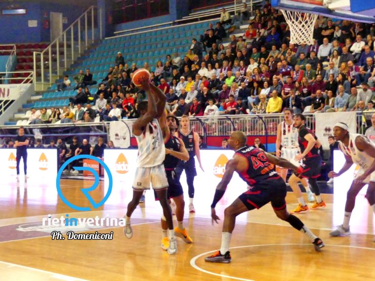 La Real Sebastiani vince anche Gara2 play-off contro Urania Milano