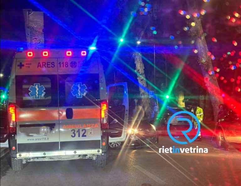 Incidente in viale Morroni: 118 sul posto. Due le auto coinvolte