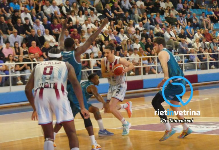 Un’ottima Real Sebastiani superata da Cantù all’over-time