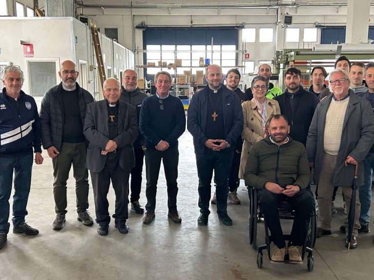 Il vescovo Piccinonna visita Borgorose e alcune aziende del territorio