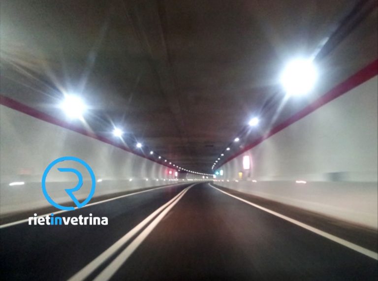 Uomo a piedi dentro la galleria della Rieti – Terni: fare attenzione. Avvertita la Polizia