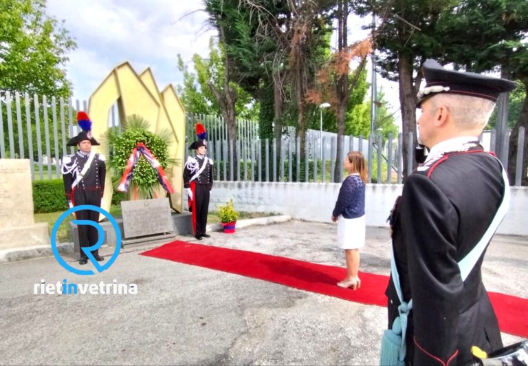 ►VIDEO – Deposizione corona d’alloro ai Caduti / 211° Festa Arma Carabinieri di Rieti