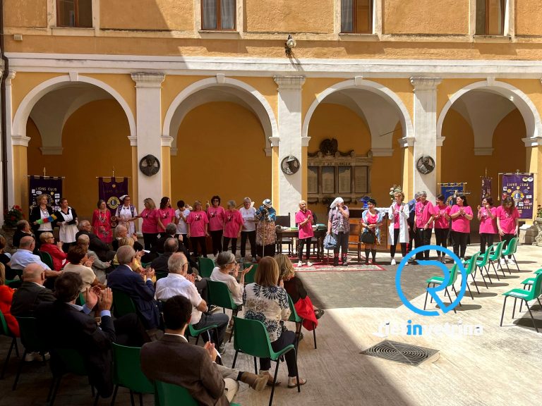 I Lions celebrano la Festa dell’Amicizia e donano fondi contro la leucemia infantile