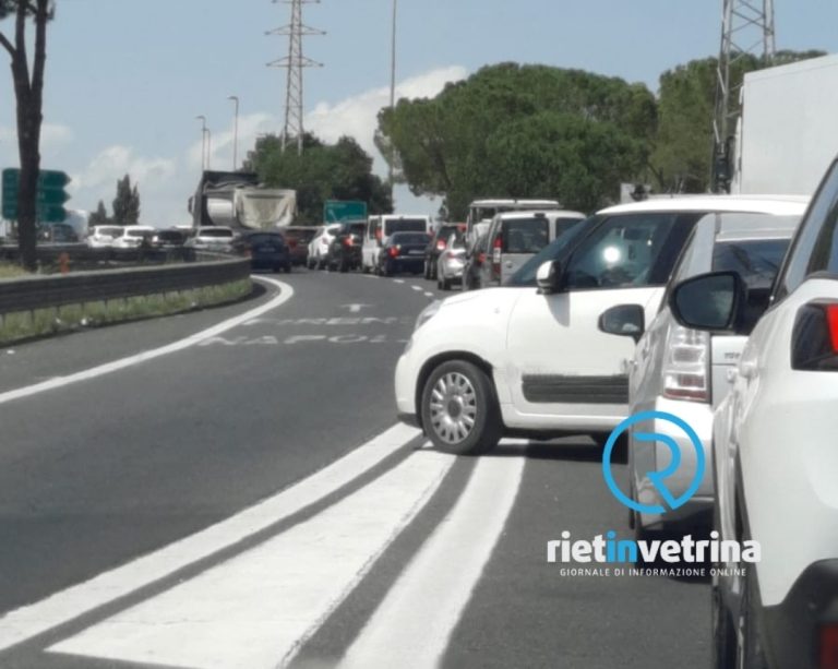 Incidente sulla A1, code dal casello di Fiano Romano