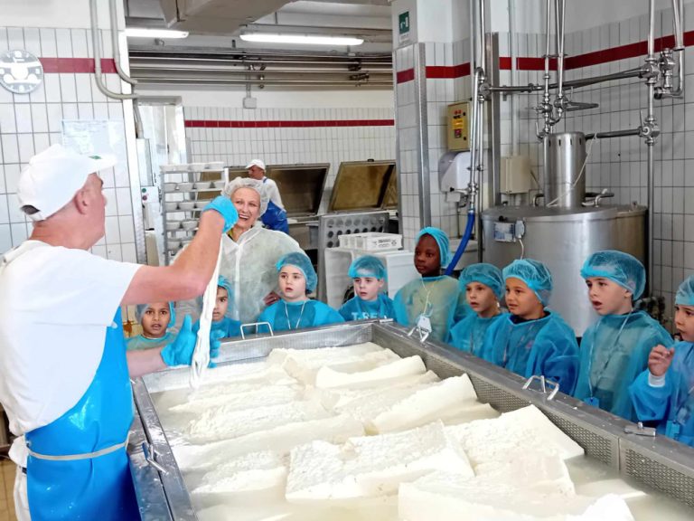 CLAR, la scuola protagonista al Caseificio da oltre trent’anni – LE FOTO