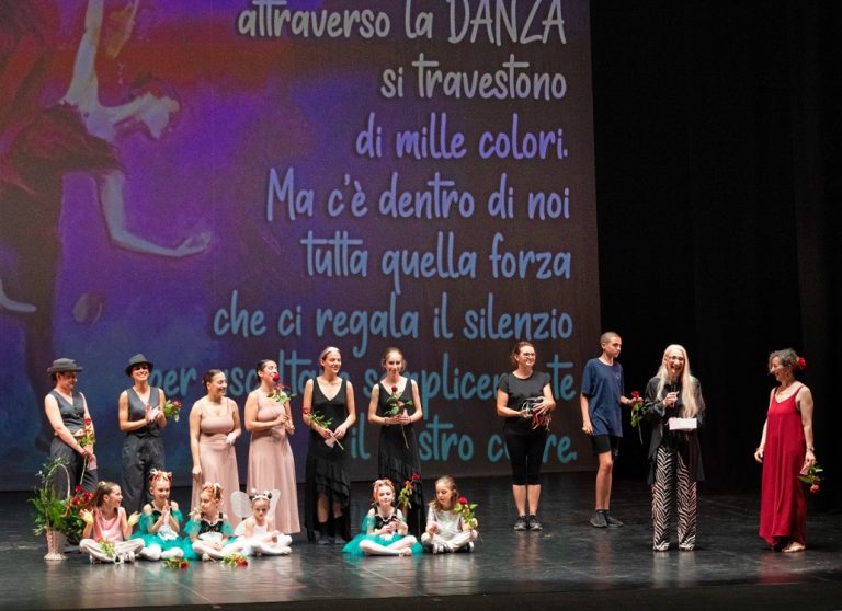 Al Teatro Vespasiano forti emozioni per lo spettacolo finale di Danza Immagine
