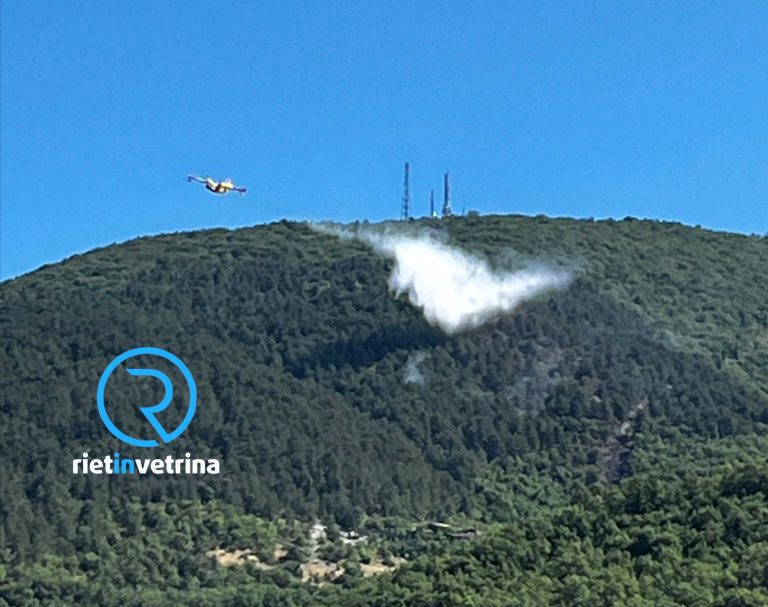 Purtroppo l’incendio su Monte Calcarone ha ripreso vigore. Tornati i Canadair