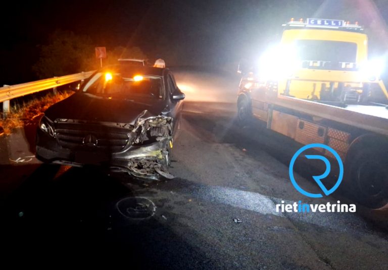 Frontale tra due auto in via Chiesa Nuova zona Colle Aluffi