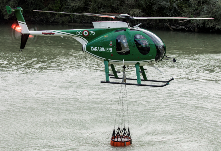 Incendio Monte Calcarone, sul posto anche il 16° Nucleo Elicotteri Carabinieri Forestale